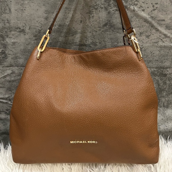 Michael Kors Tan Leather Shoulder Bag - Picture 1 of 9